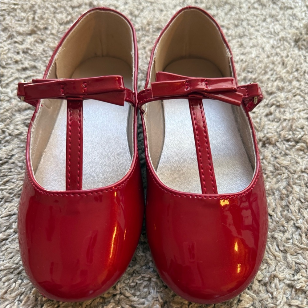 Gymboree patent red shoes for little girls.